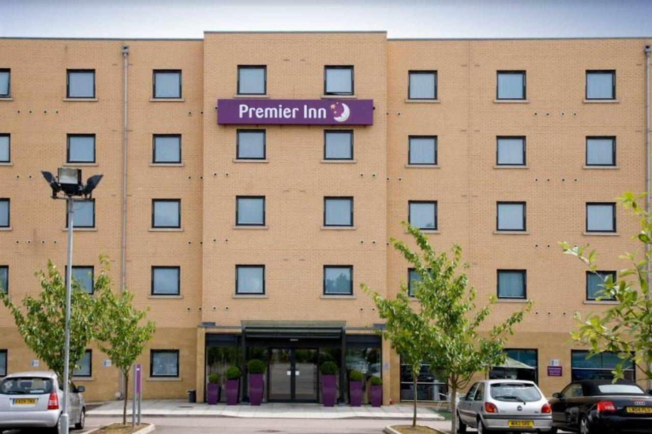 Premier Inn Stevenage Central Extérieur photo