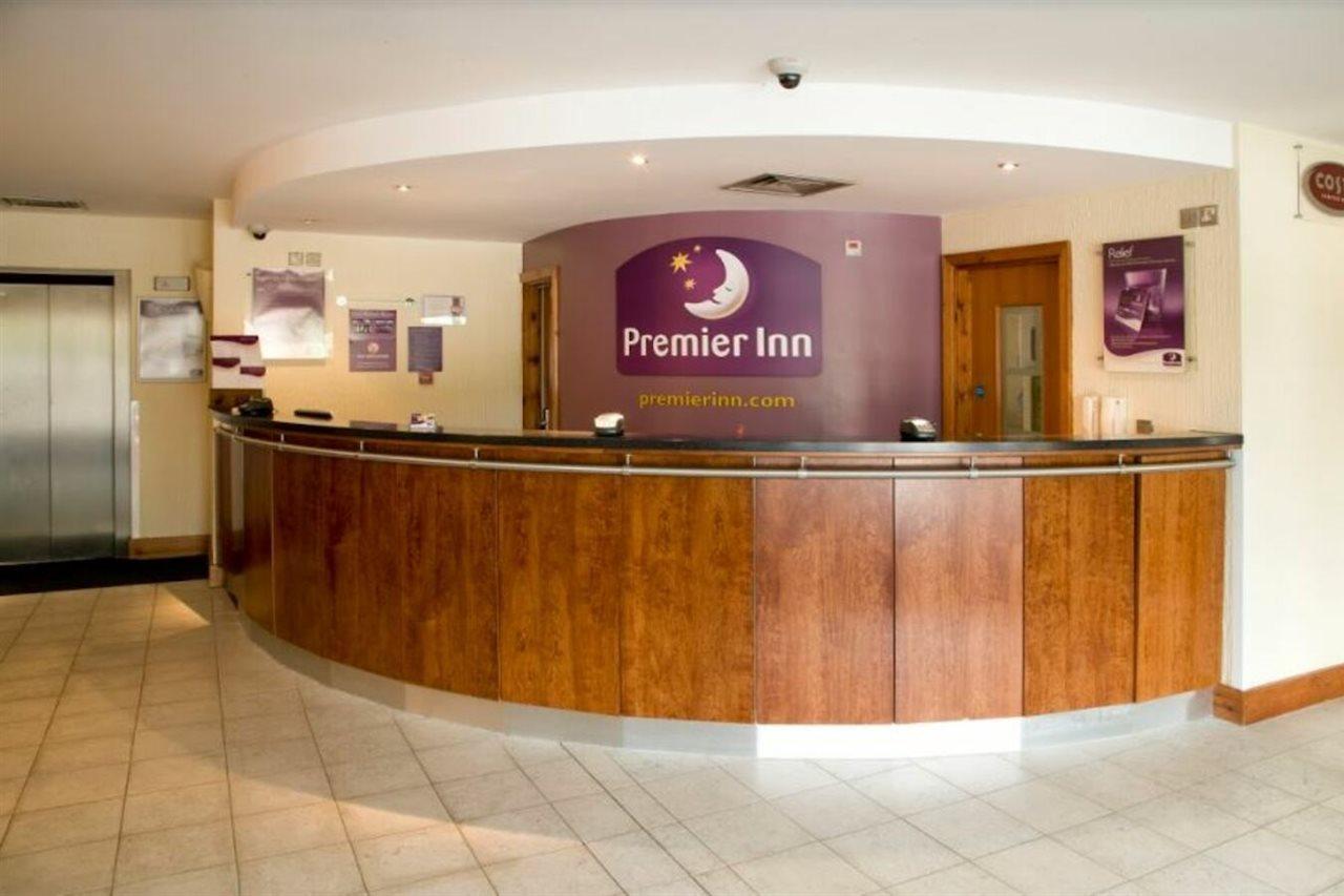 Premier Inn Stevenage Central Extérieur photo