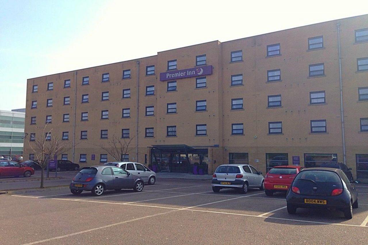 Premier Inn Stevenage Central Extérieur photo