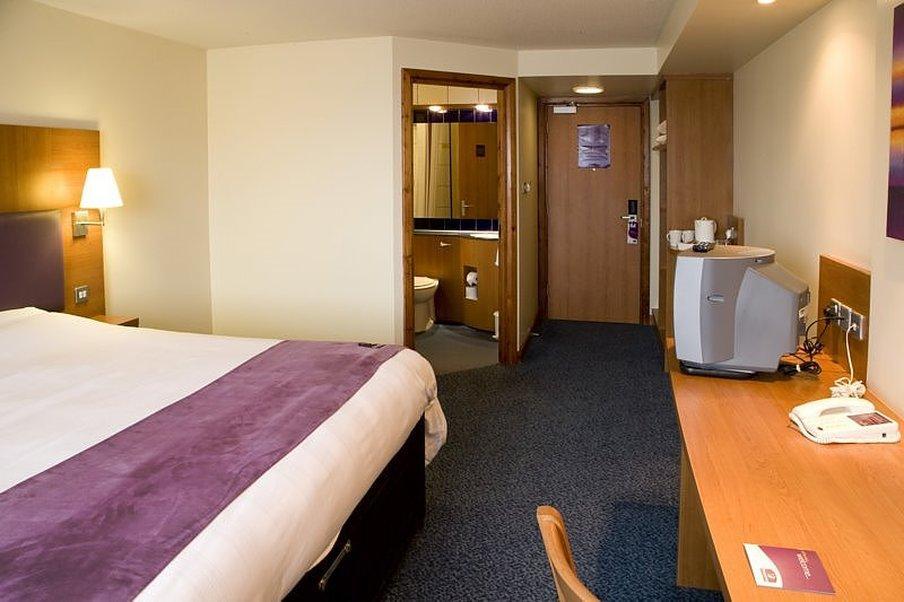 Premier Inn Stevenage Central Extérieur photo